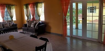 Holiday House Second floor Ste