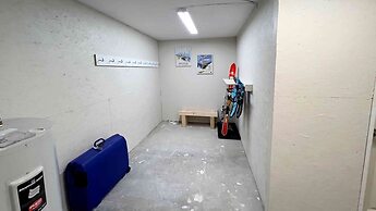 Al's Escape by Revelstoke Vacations