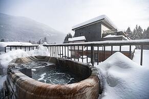 Powder Village Retreat by Revelstoke Vacations