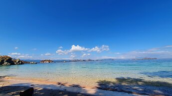 Angel Island Eco Resort