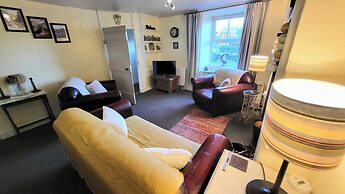 Bodorwel Cottage, Next to Ffestiniog Railway