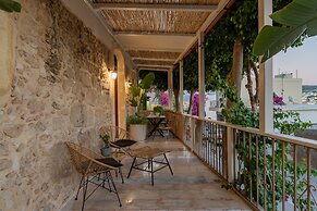 Venetian Charming ,stone-built Apartment Rethymno