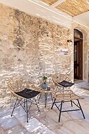 Venetian Charming ,stone-built Apartment Rethymno