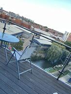 Remarkable 1-bed Apartment in Wembley