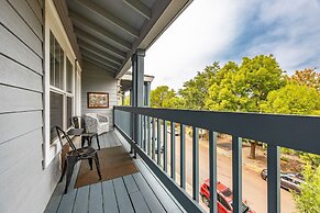 28 Lodge 1 Bedroom Condo by RedAwning