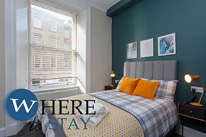 Stylish 2bed Apartment Underneath Edinburgh Castle