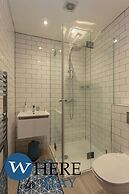 Stylish 2bed Apartment Underneath Edinburgh Castle