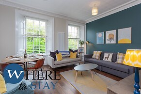 Stylish 2bed Apartment Underneath Edinburgh Castle