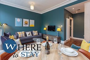 Stylish 2bed Apartment Underneath Edinburgh Castle