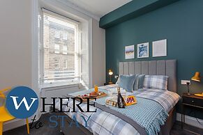 Stylish 2bed Apartment Underneath Edinburgh Castle