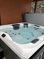 Revelstoke Retreat by Revelstoke Vacations