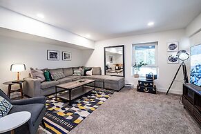 Revelation Retreat by Revelstoke Vacations