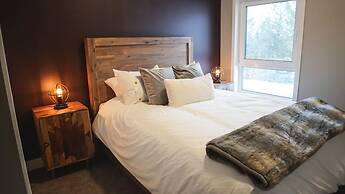 The Revy Den by Revelstoke Vacations