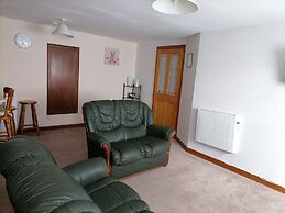 Impeccable 2-bed Flat in Wick