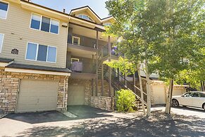 Incredible Lake Views, On Lake & Recpath, Skiing Nearby, Balcony by Su