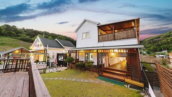 Gapyeong Etoile Pension