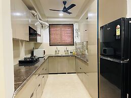 BedChambers Serviced Apartment Sector 52