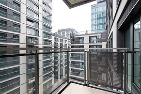 Warsaw Night Apartments MennicaResidence