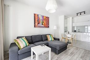 Warsaw Night Apartments MennicaResidence