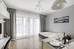 Warsaw Night Apartments MennicaResidence