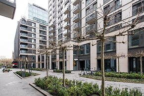 Warsaw Night Apartments MennicaResidence