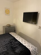 Captivating 2-bed Apartment in Bradford