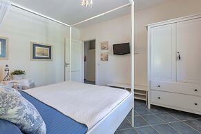 2817 Le Cenate - Ship In Apartment by Barbarhouse