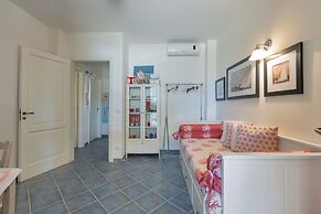 2817 Le Cenate - Ship In Apartment by Barbarhouse