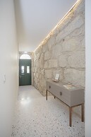 Liiiving -Luxury Beachfront Apartment II