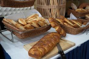 Golden Tulip Hotel Alexandre