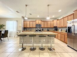 Fun At Paradise Palms 6 Bedroom Home by Redawning