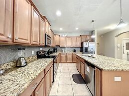 Fun At Paradise Palms 6 Bedroom Home by Redawning