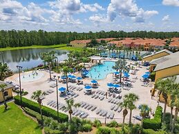 Fun At Paradise Palms 6 Bedroom Home by Redawning