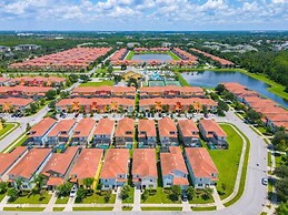 Fun At Paradise Palms 6 Bedroom Home by Redawning