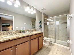 Fun At Paradise Palms 6 Bedroom Home by Redawning