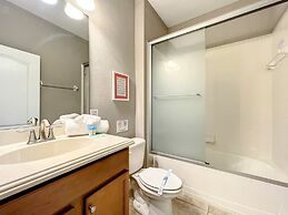 Fun At Paradise Palms 6 Bedroom Home by Redawning