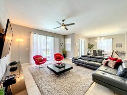 Fun At Paradise Palms 6 Bedroom Home by Redawning