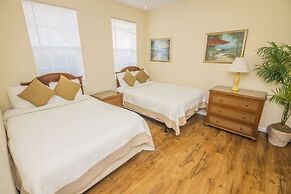 Lawrence & Julie's Cane Island Vacation Condo 2 Bedroom Condo by Redaw