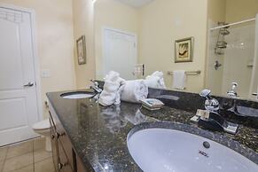 Lawrence & Julie's Cane Island Vacation Condo 2 Bedroom Condo by Redaw