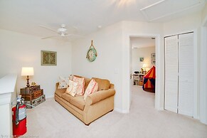 Happy Days At Calabay Parc 5 Bedroom Home by Redawning