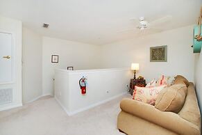 Happy Days At Calabay Parc 5 Bedroom Home by Redawning