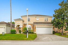 Happy Days At Calabay Parc 5 Bedroom Home by Redawning