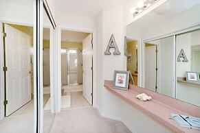 Happy Days At Calabay Parc 5 Bedroom Home by Redawning