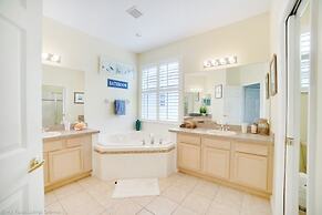 Happy Days At Calabay Parc 5 Bedroom Home by Redawning