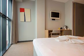 Sherlock Homes Hotels