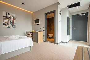 Sherlock Homes Hotels