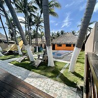 Johnny's Place Hotel