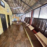 Johnny's Place Hotel