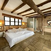 Johnny's Place Hotel