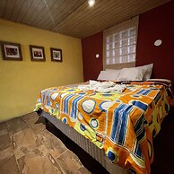 Johnny's Place Hotel